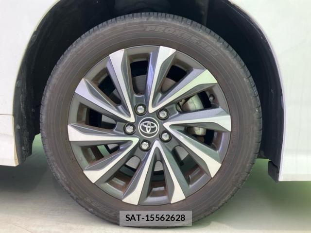 Toyota VOXY 2023-05 8552345-17