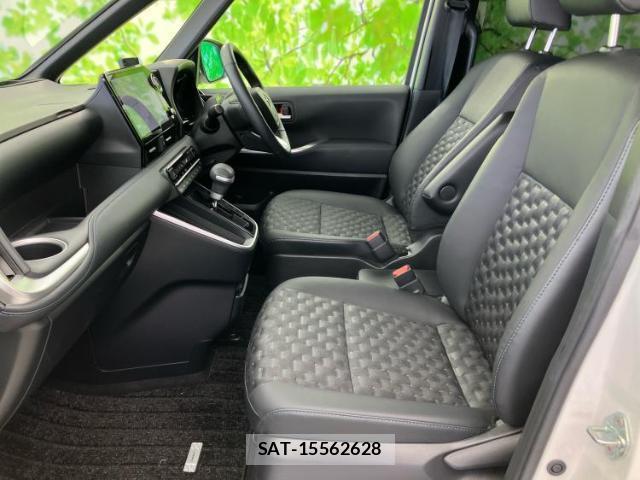 Toyota VOXY 2023-05 8552345-5