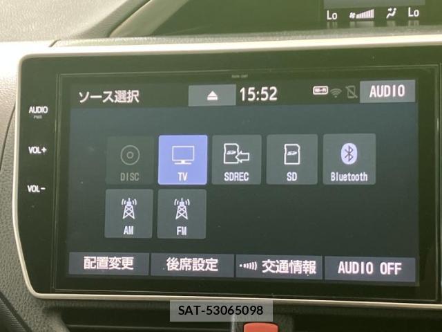 Toyota VOXY 2019-12 8552366-10