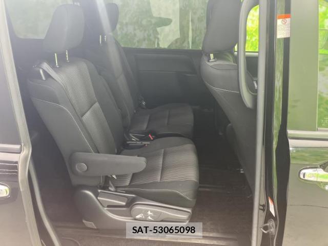 Toyota VOXY 2019-12 8552366-4