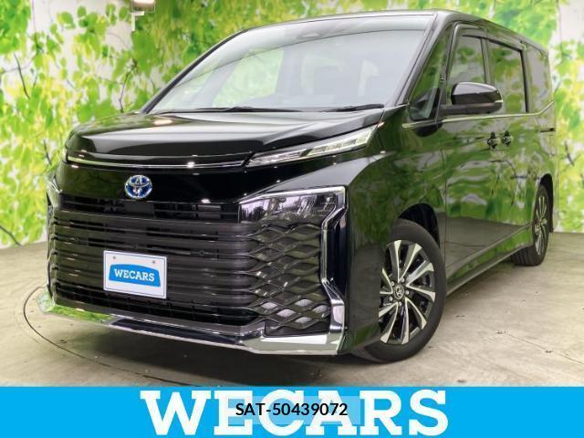 Toyota VOXY 2024-08 8552446-0