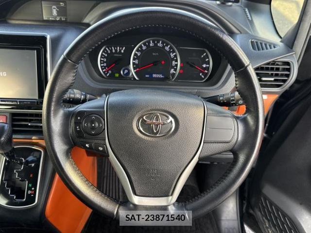 Toyota VOXY 2014-02 8552462-15