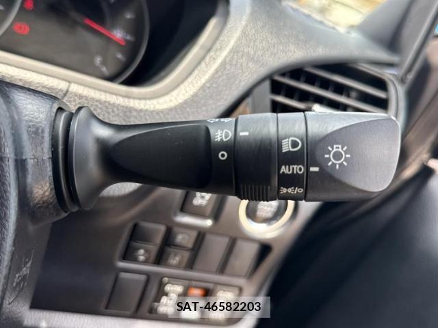 Toyota VOXY 2020-05 8552510-15