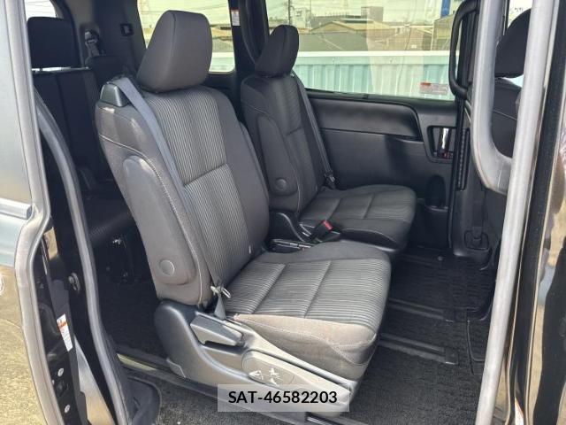 Toyota VOXY 2020-05 8552510-4