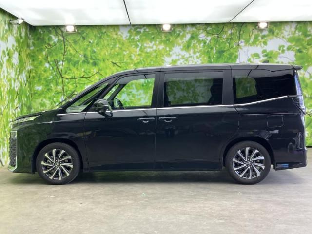 Toyota VOXY 2025-07 8552574-1