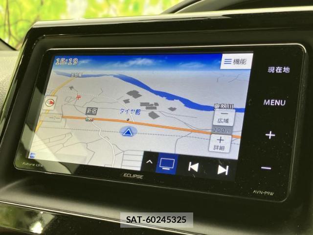 Toyota VOXY 2018-11 8552638-9