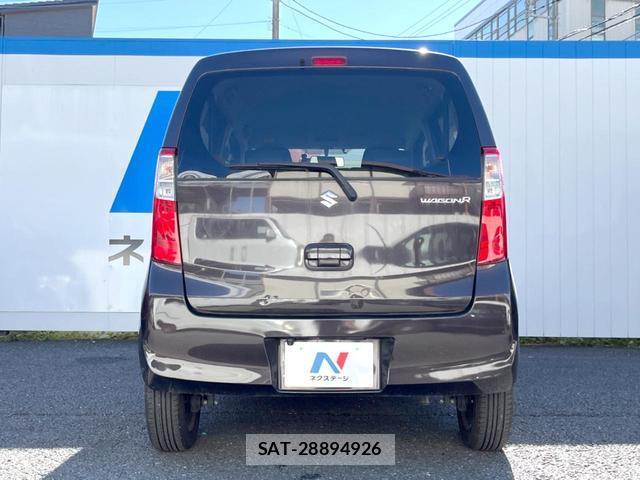 Suzuki WAGON R 2015-11 8546396-14
