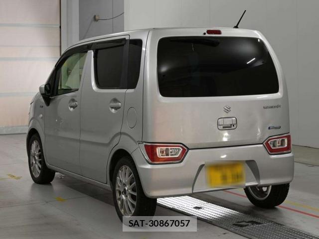 Suzuki WAGON R 2018-03 8547029-11