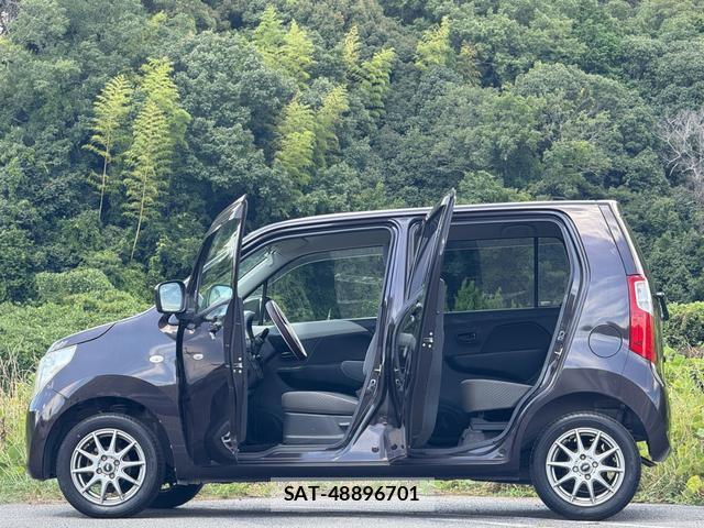 Suzuki WAGON R 2015-10 8551437-12