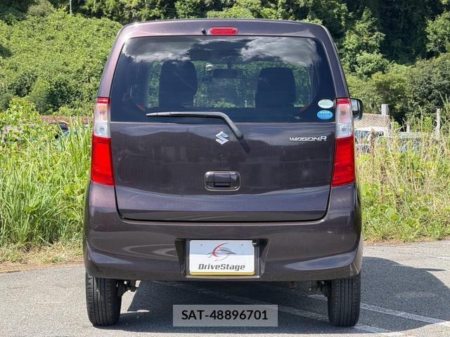Suzuki WAGON R 2015-10 8551437-18