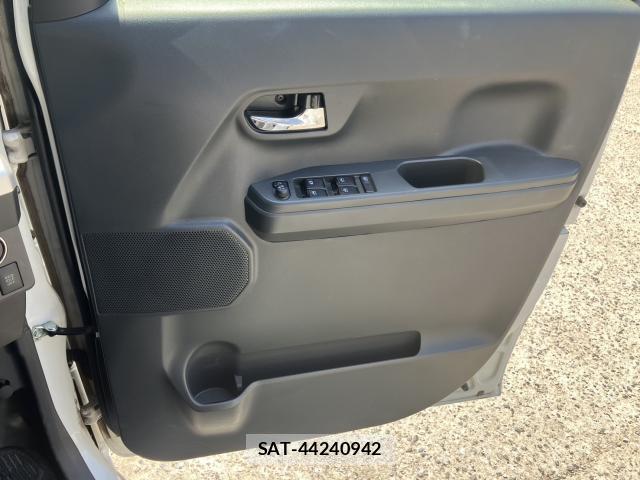 Daihatsu WAKE 2016-08 8548002-10