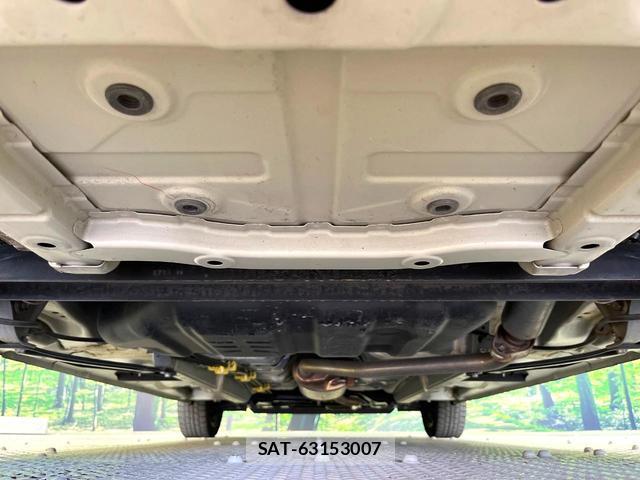 Daihatsu WAKE 2017-01 8549997-17