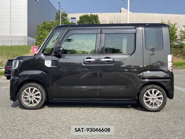 Daihatsu WAKE 2018-01 8550871-1