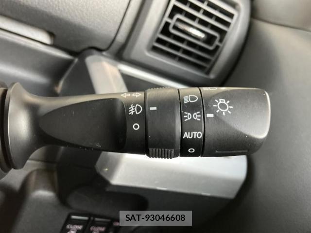 Daihatsu WAKE 2018-01 8550871-13