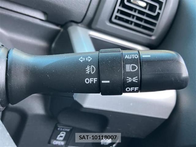 Daihatsu WAKE 2014-12 8552381-12