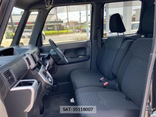 Daihatsu WAKE 2014-12 8552381-5