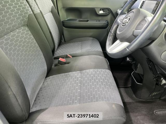 Daihatsu WAKE 2017-04 8552456-3