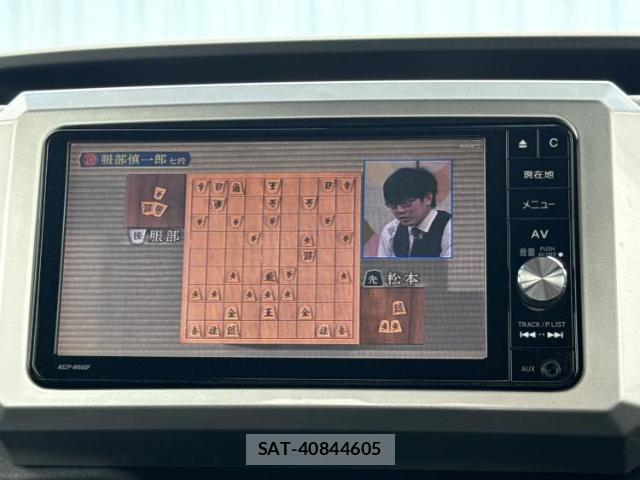 Daihatsu WAKE 2016-09 8552502-11