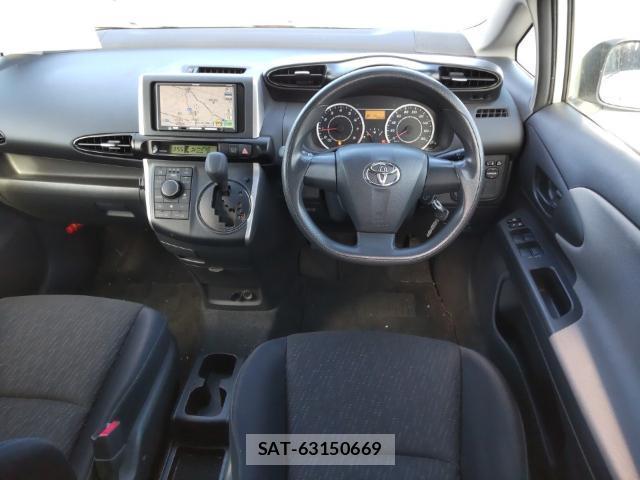Toyota WISH 2009-08 8546531-2