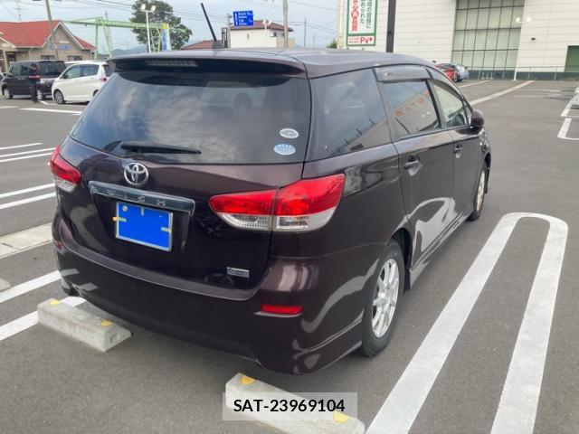 Toyota WISH 2011-10 8547419-13
