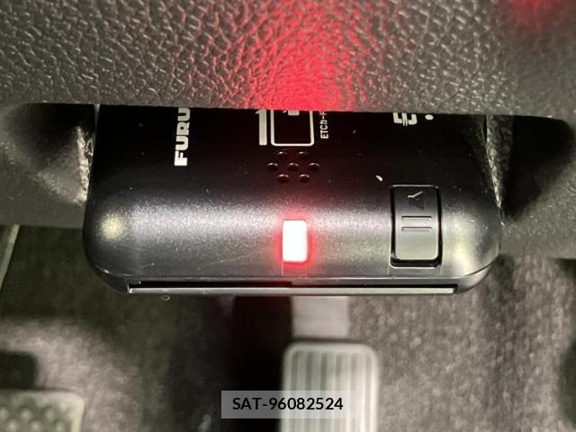 Honda WR-V 2025-05 8552538-17
