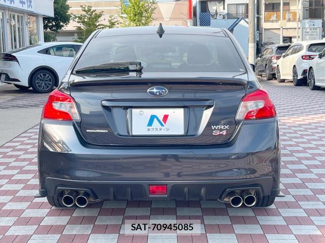 Subaru WRX S4 2017-10 8548968-14