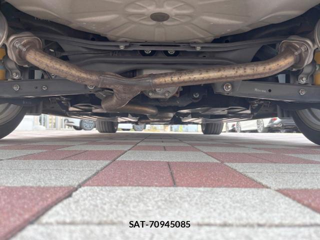 Subaru WRX S4 2017-10 8548968-18