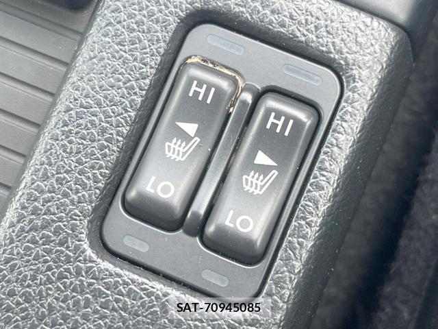 Subaru WRX S4 2017-10 8548968-6