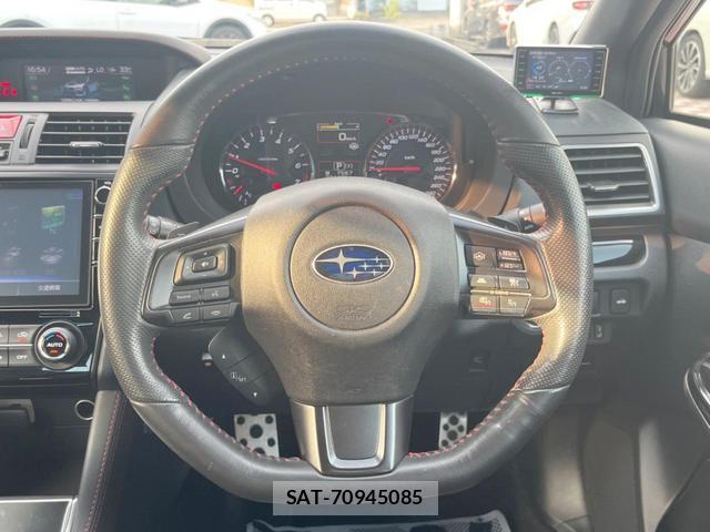 Subaru WRX S4 2017-10 8548968-9