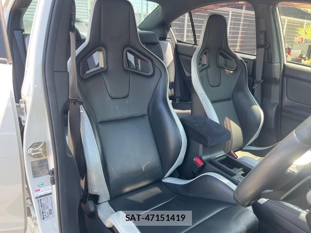 Subaru WRX S4 2017-04 8549235-11