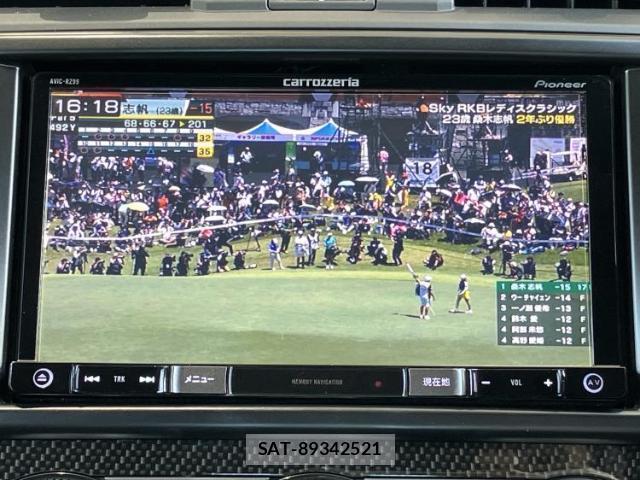 Subaru WRX S4 2016-10 8550869-12