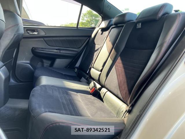Subaru WRX S4 2016-10 8550869-6