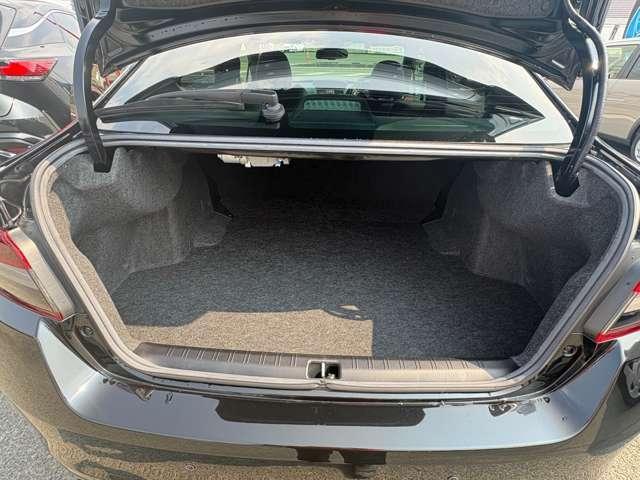 Subaru WRX S4 2017-01 8551978-6