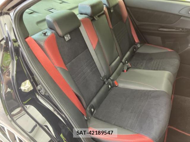 Subaru WRX S4 2019-06 8552683-4