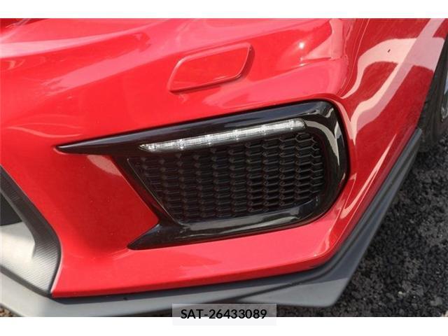 Subaru WRX STI 2018-01 8550751-14