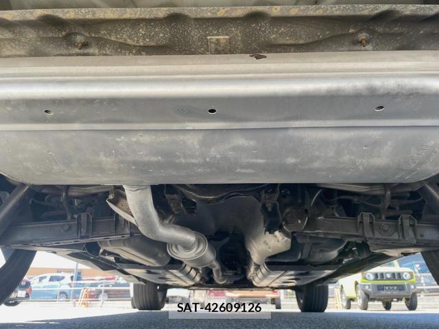 Nissan X-TRAIL 2016-09 8545615-19
