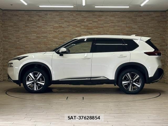 Nissan X-TRAIL 2022-12 8546671-16