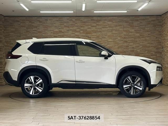 Nissan X-TRAIL 2022-12 8546671-17