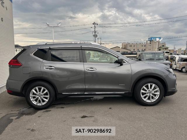 Nissan X-TRAIL 2019-12 8547193-16