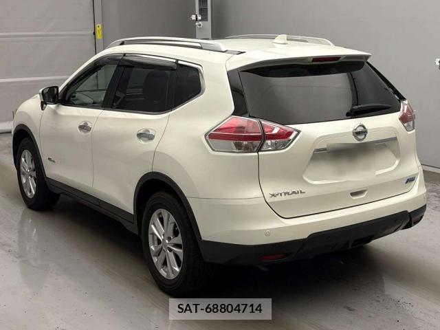Nissan X-TRAIL 2015-07 8547936-12