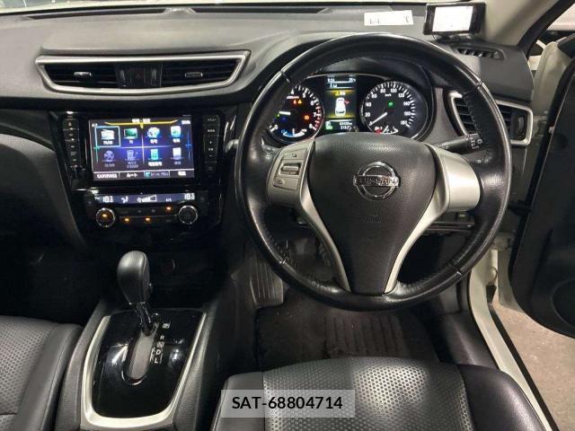 Nissan X-TRAIL 2015-07 8547936-2