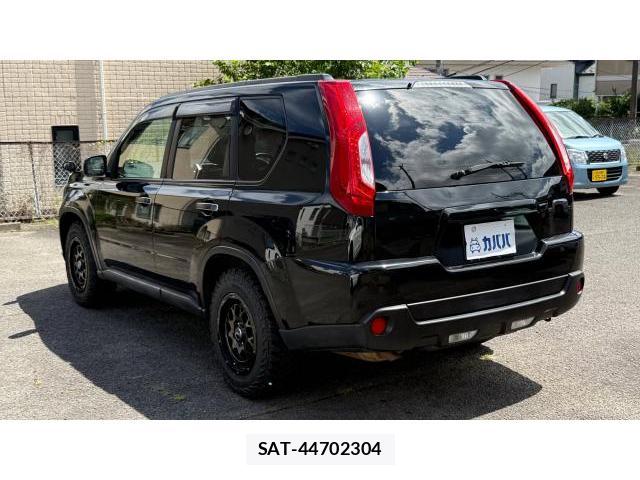Nissan X-TRAIL 2012-11 8548924-16