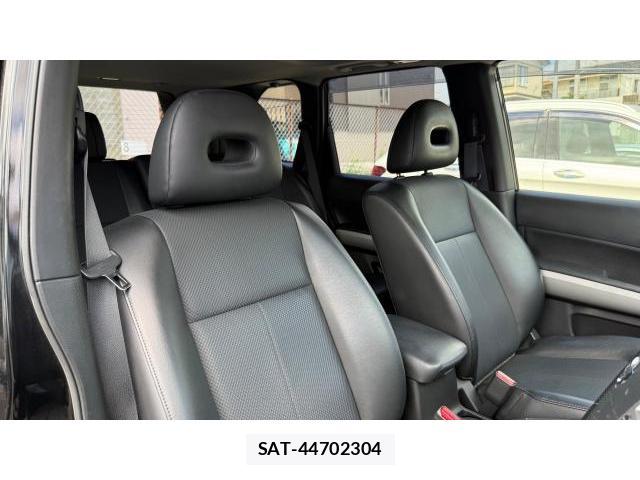 Nissan X-TRAIL 2012-11 8548924-5