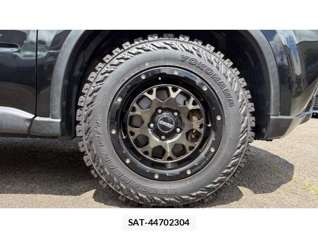 Nissan X-TRAIL 2012-11 8548924-9