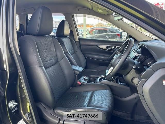 Nissan X-TRAIL 2017-08 8549740-10