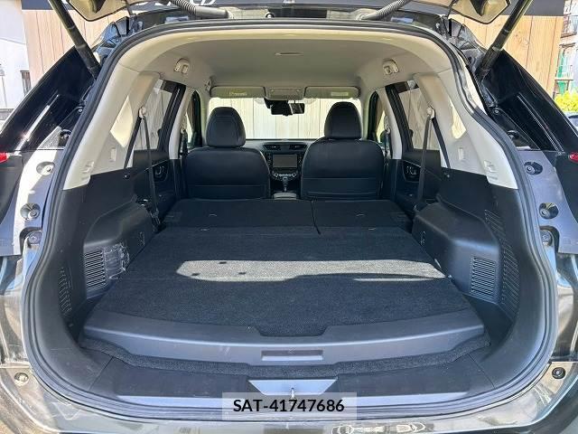 Nissan X-TRAIL 2017-08 8549740-12