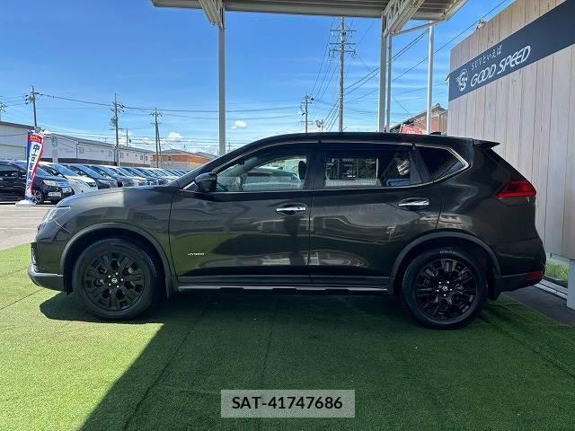 Nissan X-TRAIL 2017-08 8549740-17
