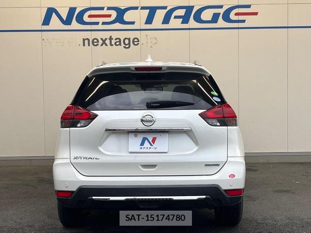 Nissan X-TRAIL 2017-08 8549819-15