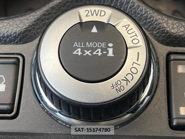 Nissan X-TRAIL 2017-08 8549819-5