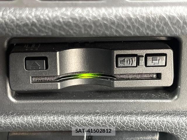 Nissan X-TRAIL 2019-05 8550035-5